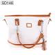 Fashion PU Leather White Leisure Handbags with rust prevention treatment lining