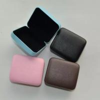 Jewelry trinket case with solid color