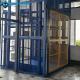 8m 500kg-2000kg Hydraulic Guide Rail Lift Machine Configuration