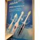 Rechargeable Travel Toothbrush With 2 Heads Lithium Battery PC PP Material