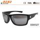 2017 fashion sports sunglasses with 100% UV protection lens, suitable for men
